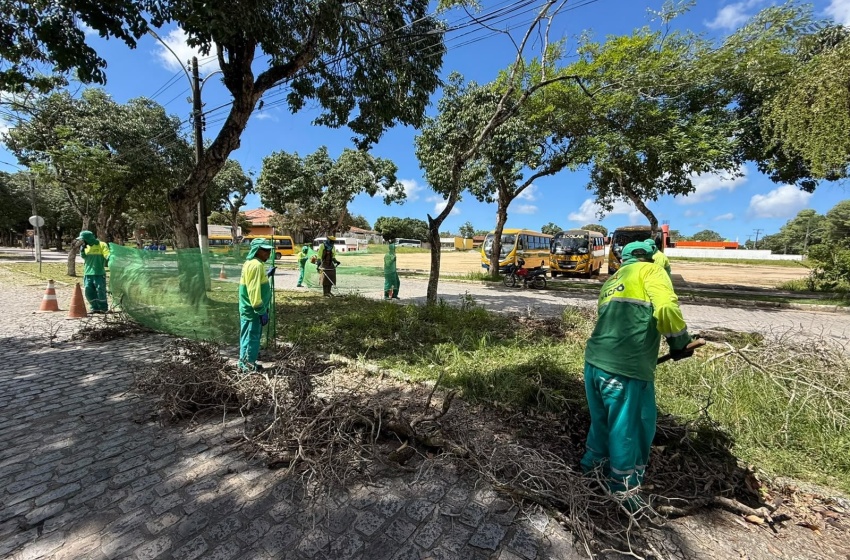 Autarquia Municipal de Limpeza Urbana realiza mutirão no Campus da Ufal
